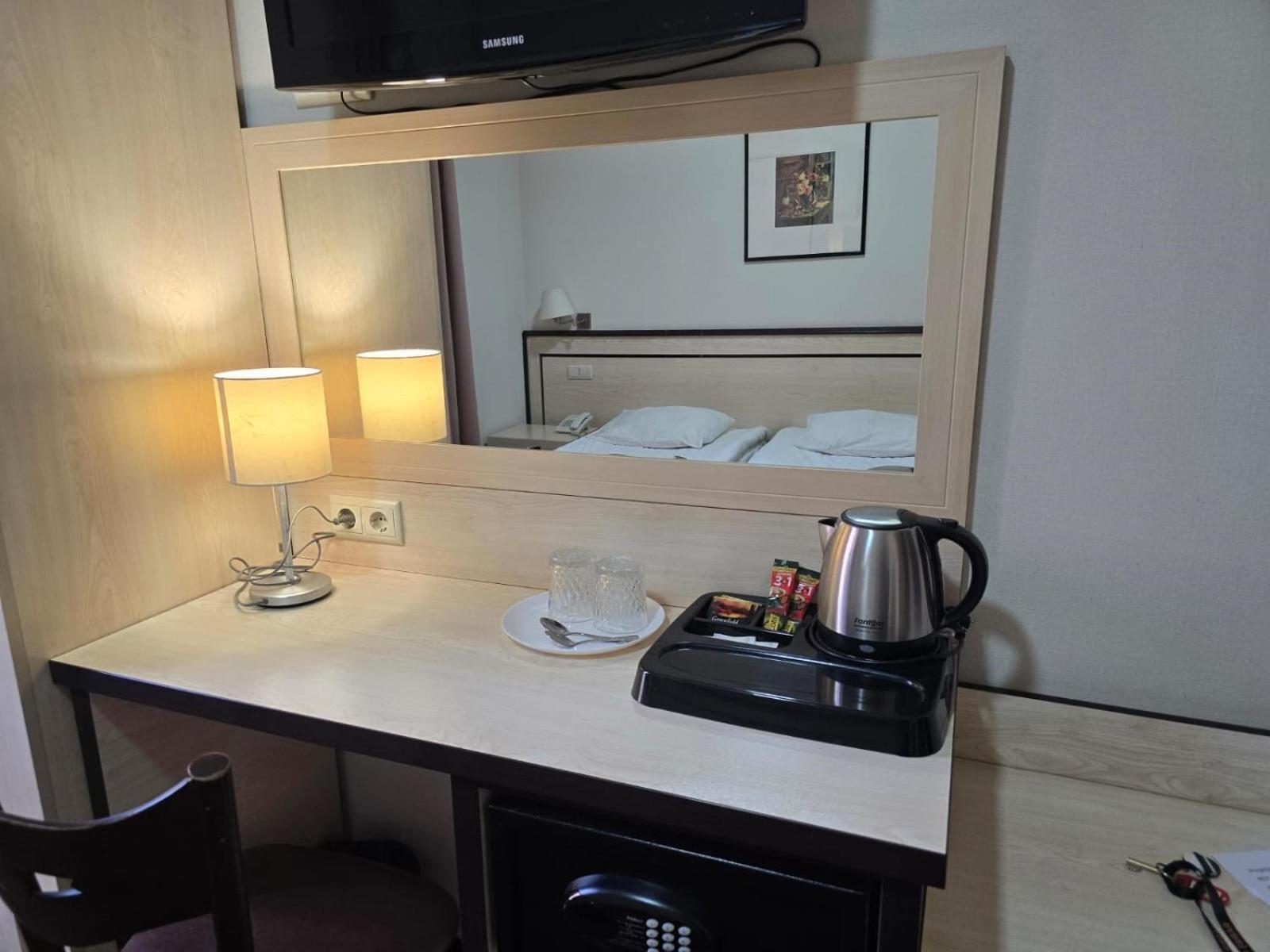 Hotel Rike Park Tbiliszi Kültér fotó