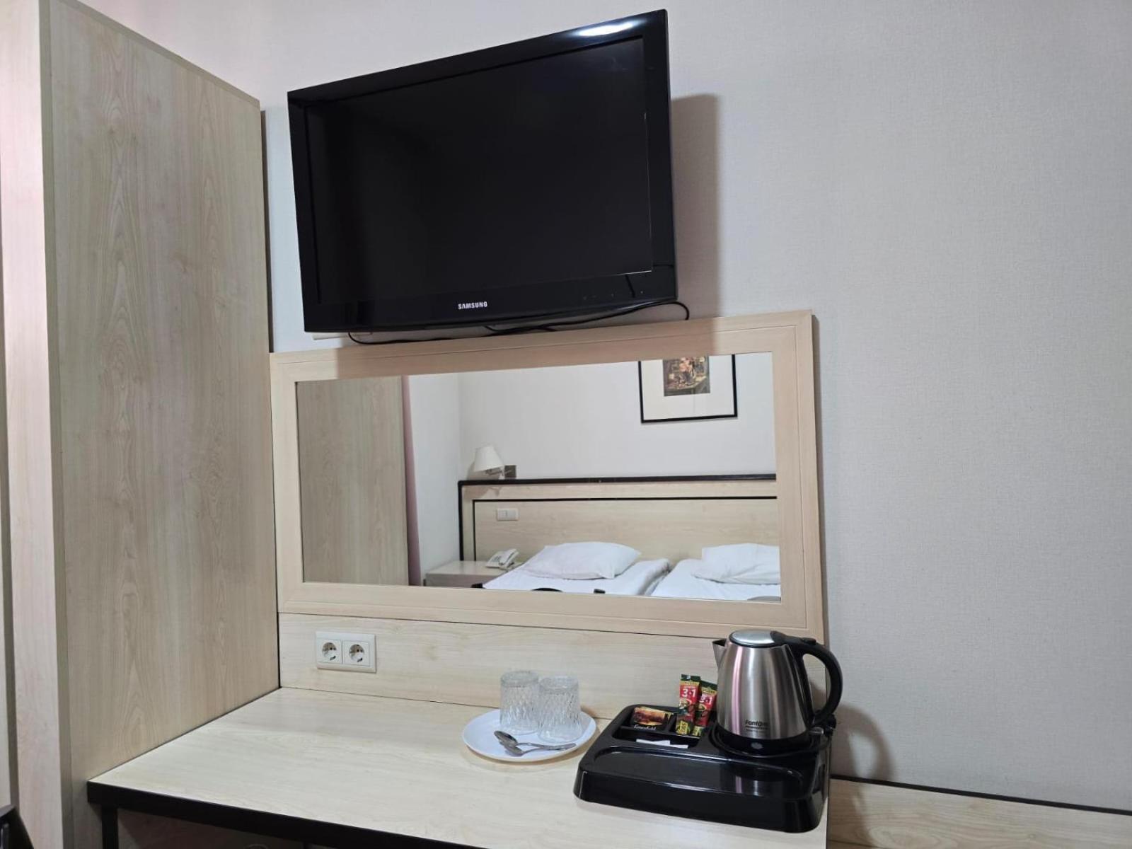 Hotel Rike Park Tbiliszi Kültér fotó